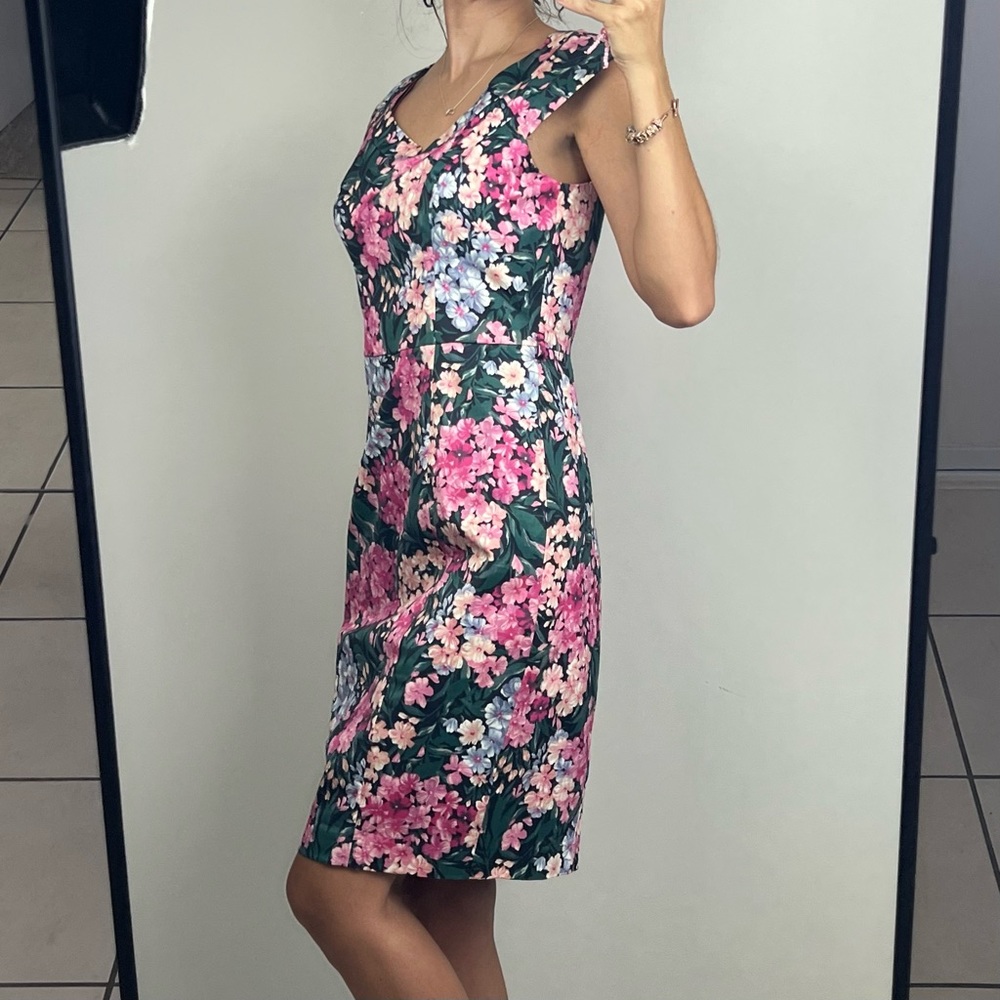 Review Chelsea Flower Dress Fitted Shift Vintage Floral Print Size 10 *no belt* - Picture 5 of 16